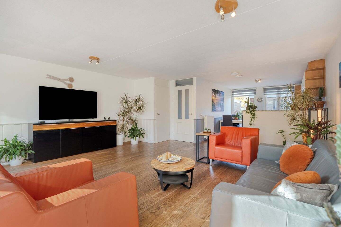 Tussenwoning te koop: Saenredamhof 29, Alkmaar