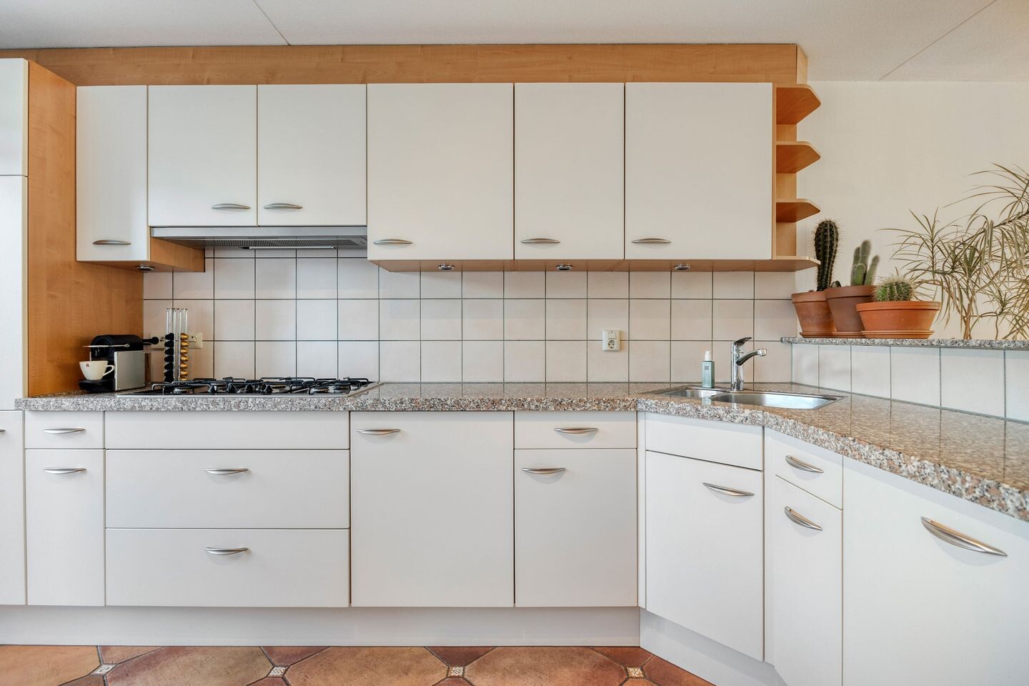 Tussenwoning te koop: Saenredamhof 29, Alkmaar