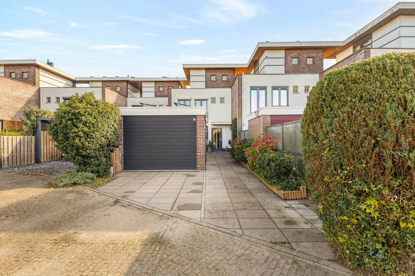 Tussenwoning te koop: Saenredamhof 29, Alkmaar
