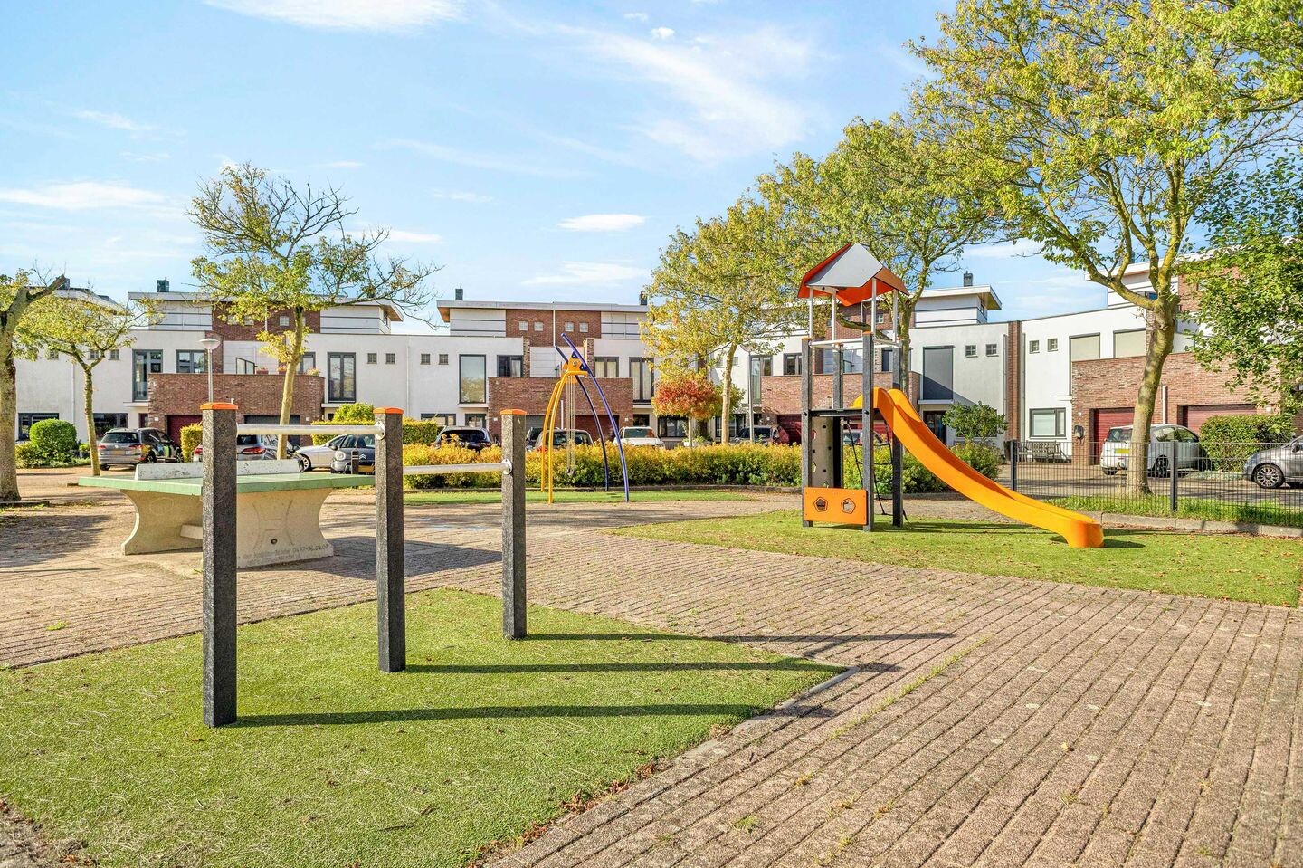 Tussenwoning te koop: Saenredamhof 29, Alkmaar