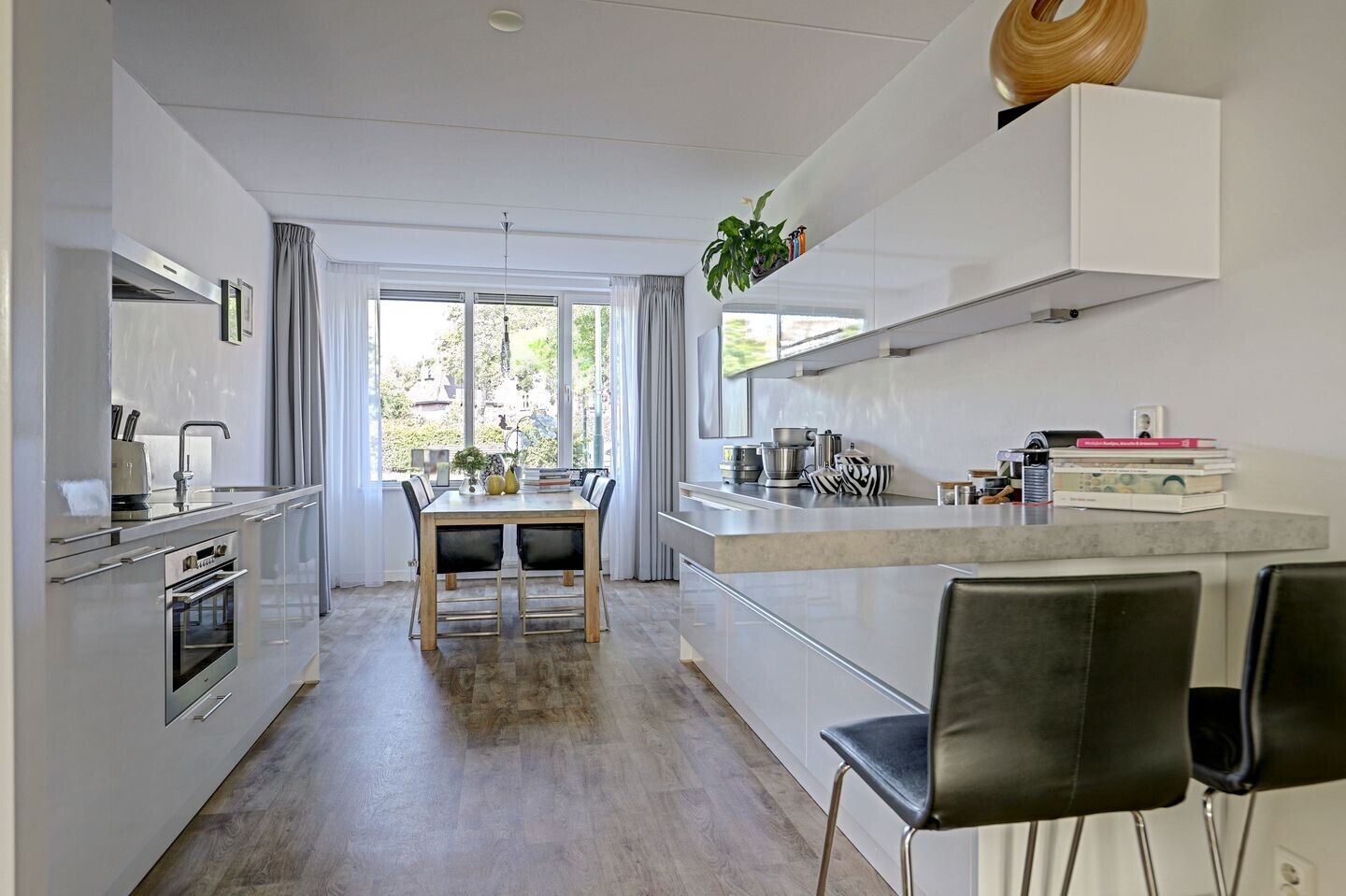 Tussenwoning te koop: Van der Lijnstraat 23, Alkmaar