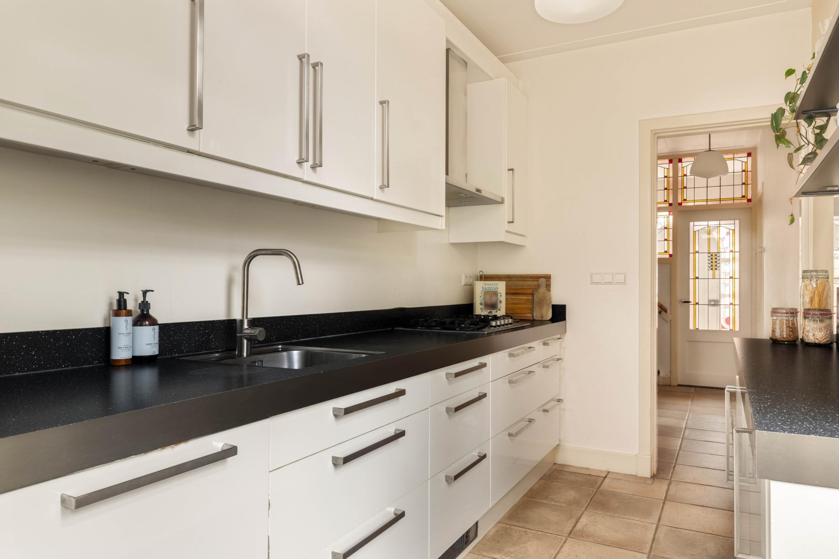 Tussenwoning te koop: Bisschop Bottemannestraat 49, Alkmaar