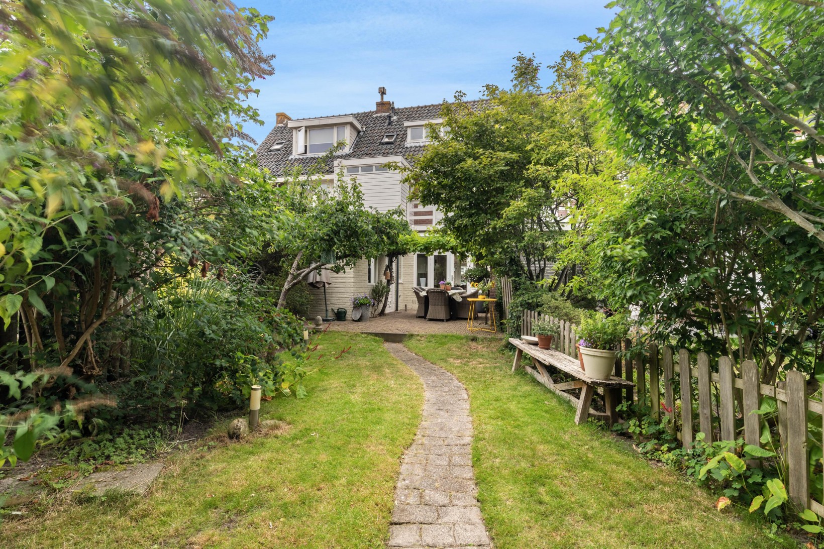 Tussenwoning te koop: Bisschop Bottemannestraat 49, Alkmaar