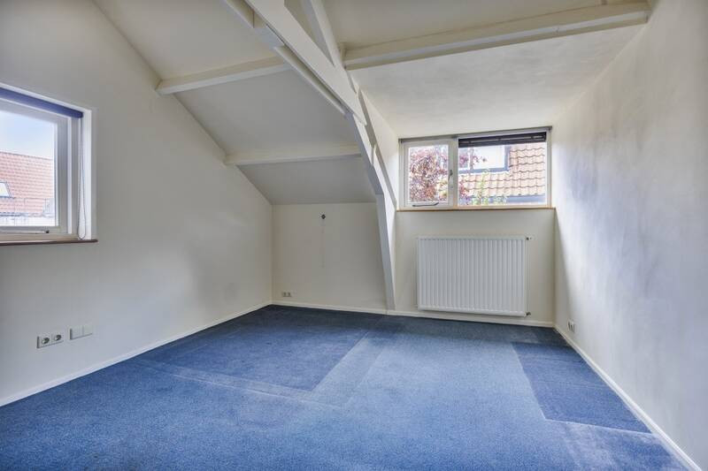 Tussenwoning te koop: Tienenwal 8, Alkmaar