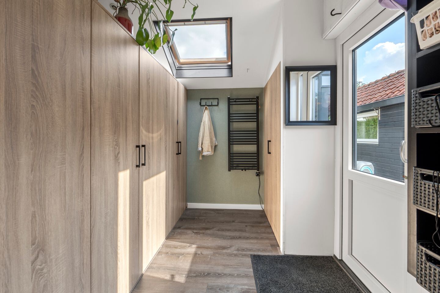 Twee-onder-één-kap te koop: Herenweg 214, Alkmaar