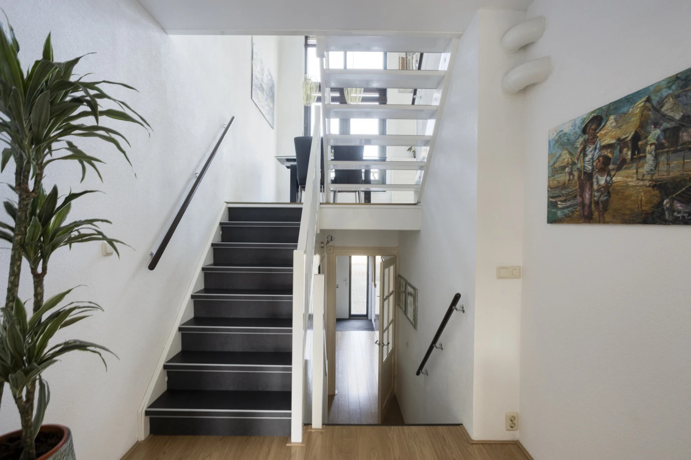 Tussenwoning te koop: Leopoldstraat 92, Alkmaar