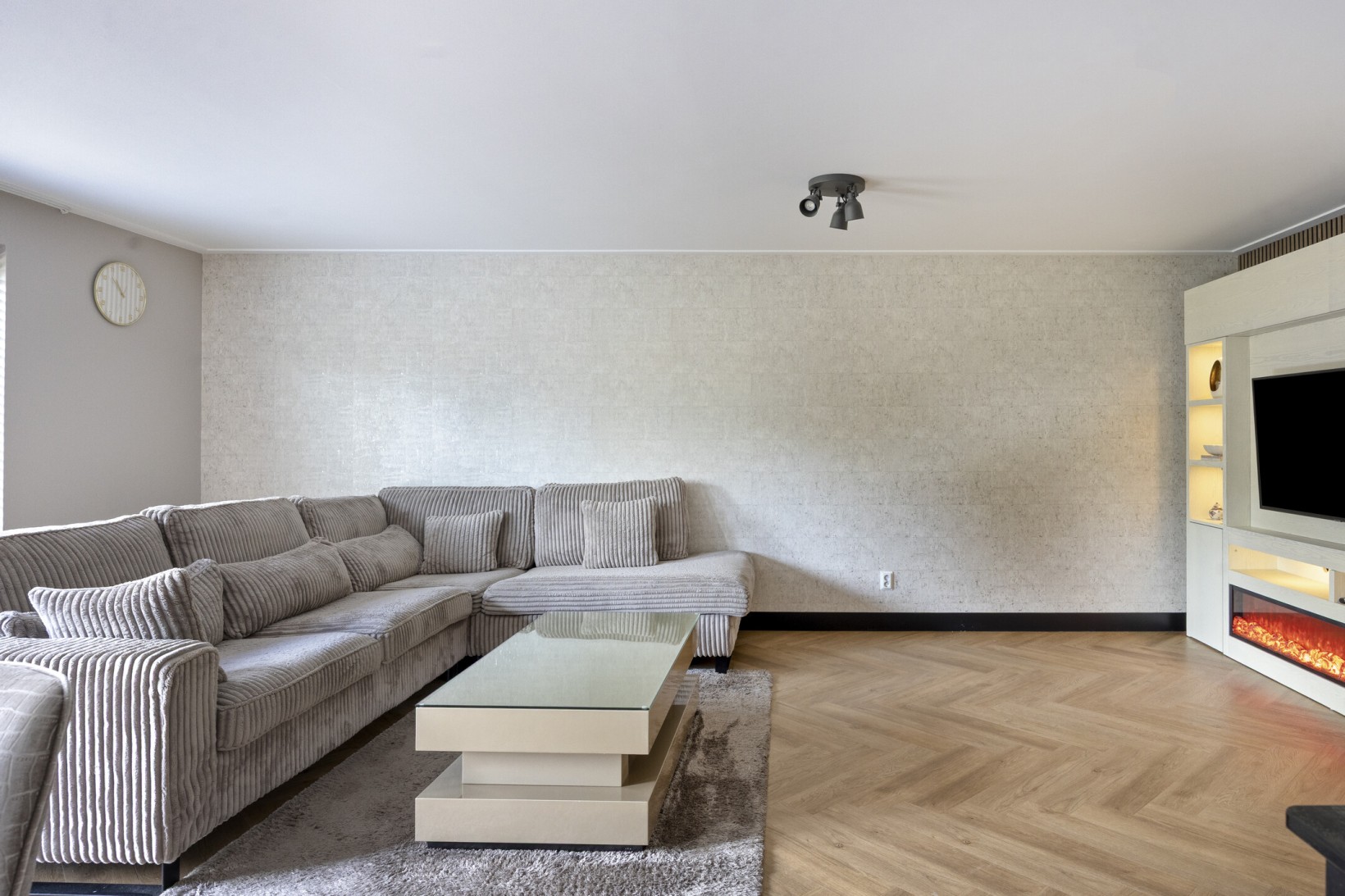 Tussenwoning te koop: Louis Couperusstraat 46, Alkmaar