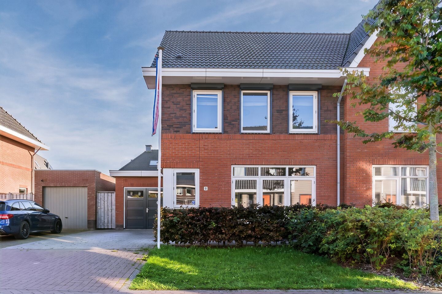 Twee-onder-één-kap te koop: Warsloot 8, Alkmaar