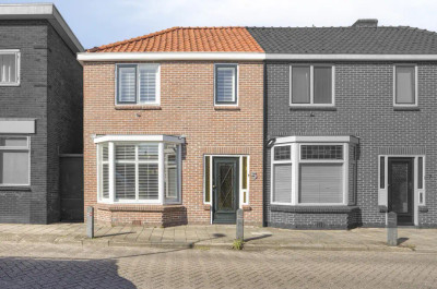 Huis te koop Ooievaarstraat 5
