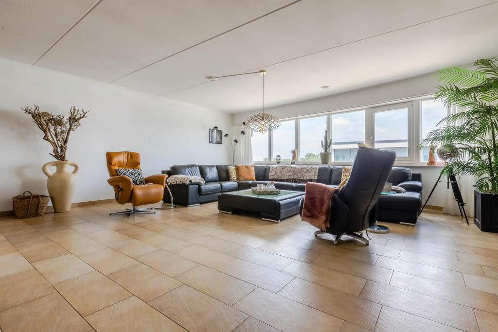 Appartement te koop: Oosterweezenstraat 331, Alkmaar