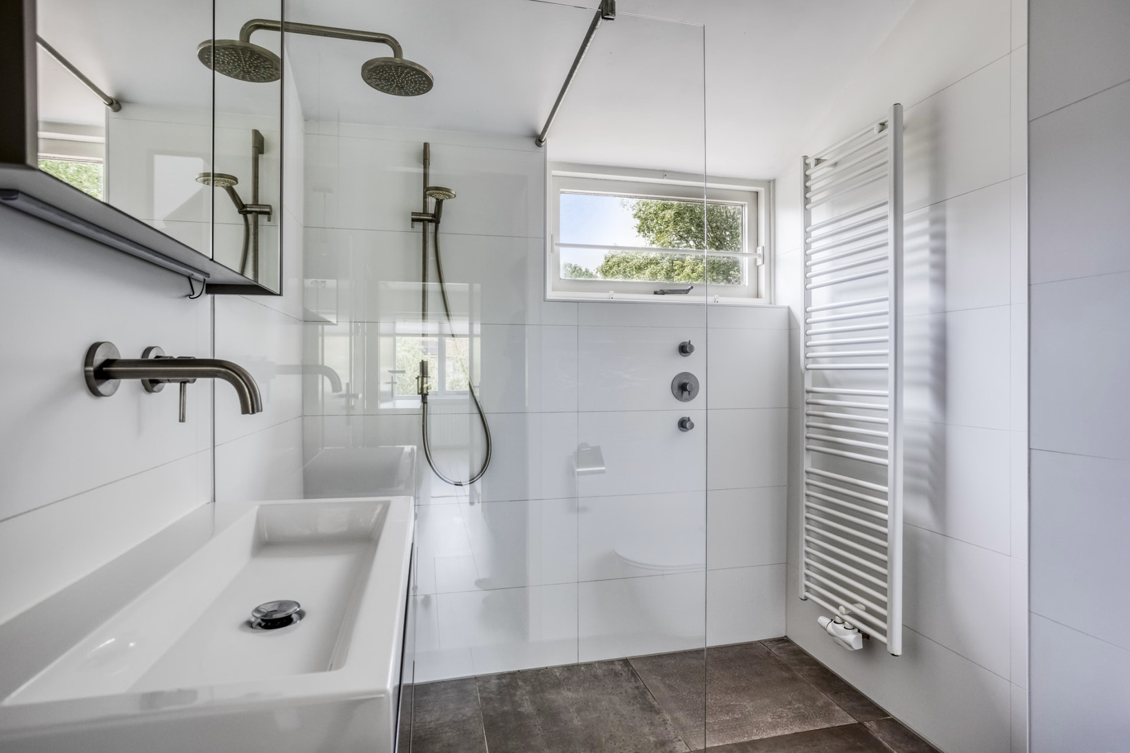 Tussenwoning te koop: Sonnenburg 10, Alkmaar