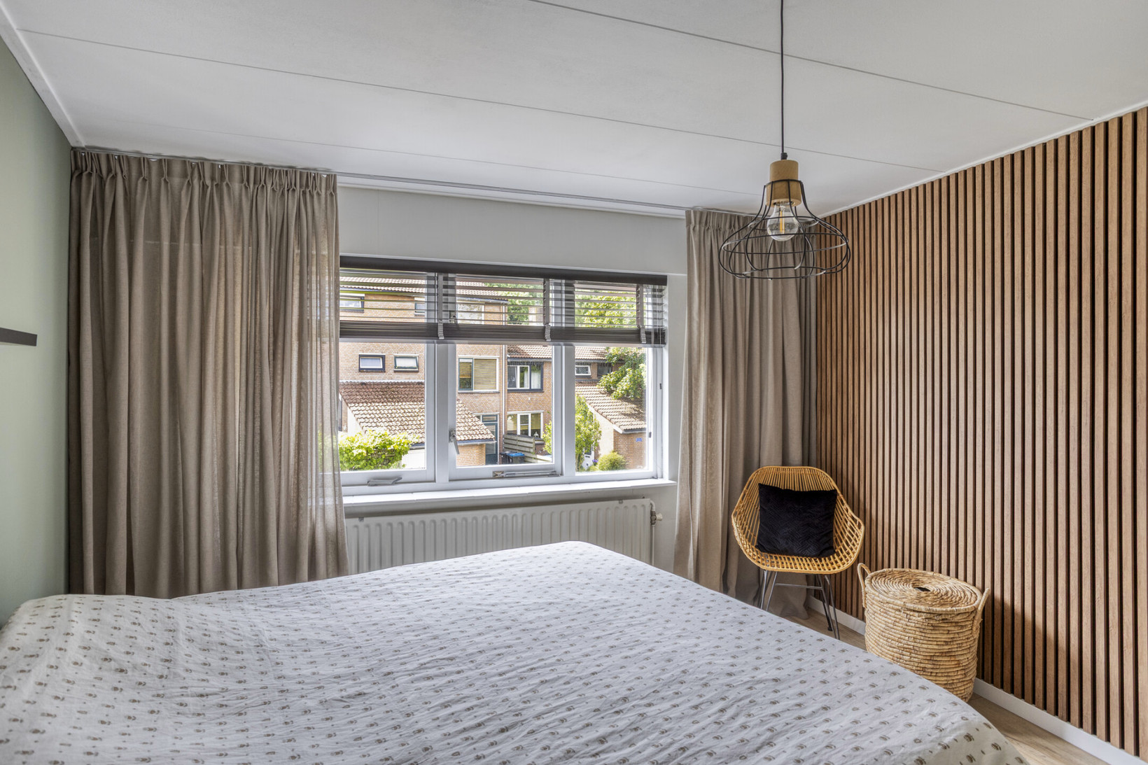 Tussenwoning te koop: Sonnenburg 10, Alkmaar