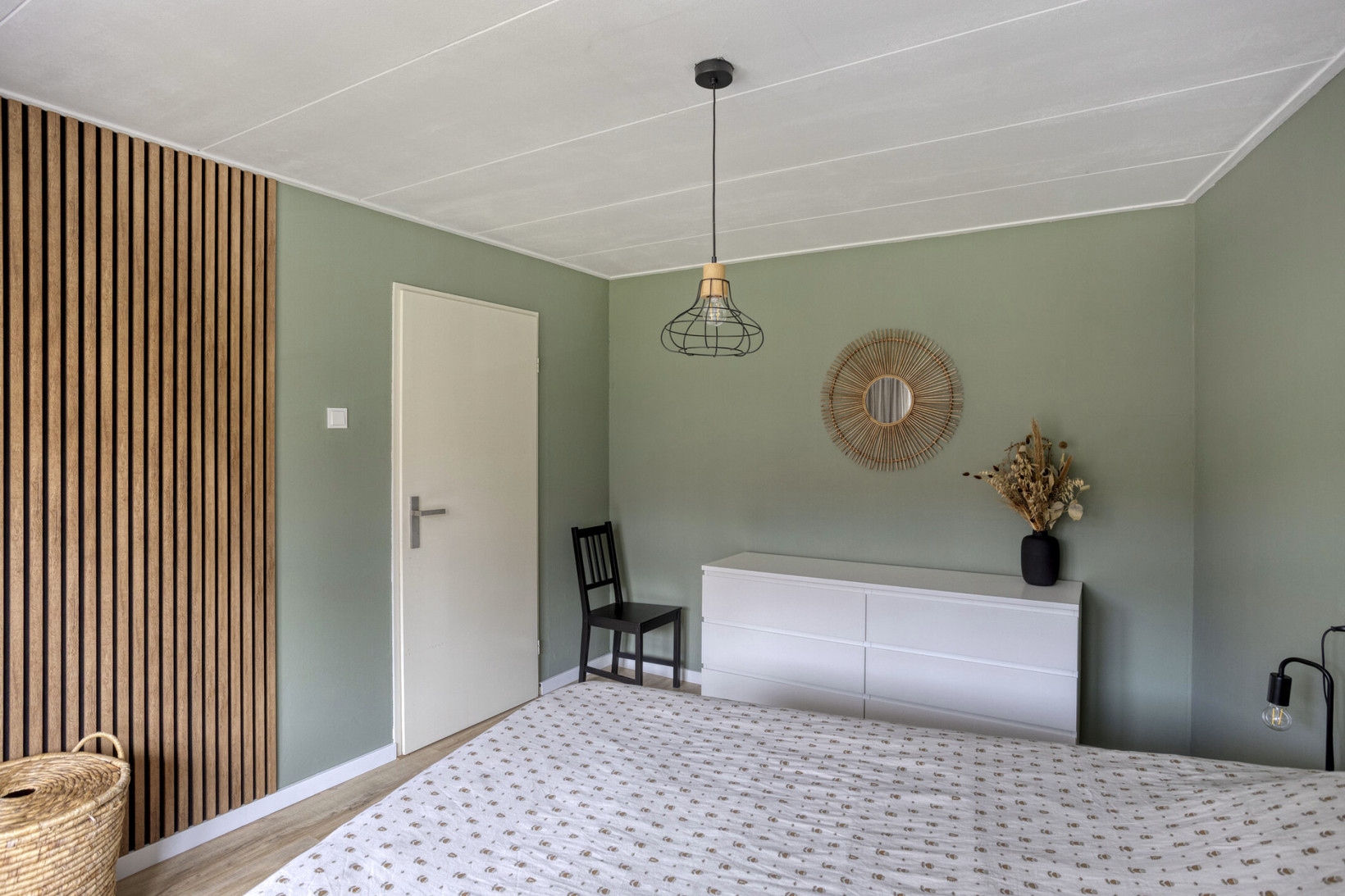 Tussenwoning te koop: Sonnenburg 10, Alkmaar