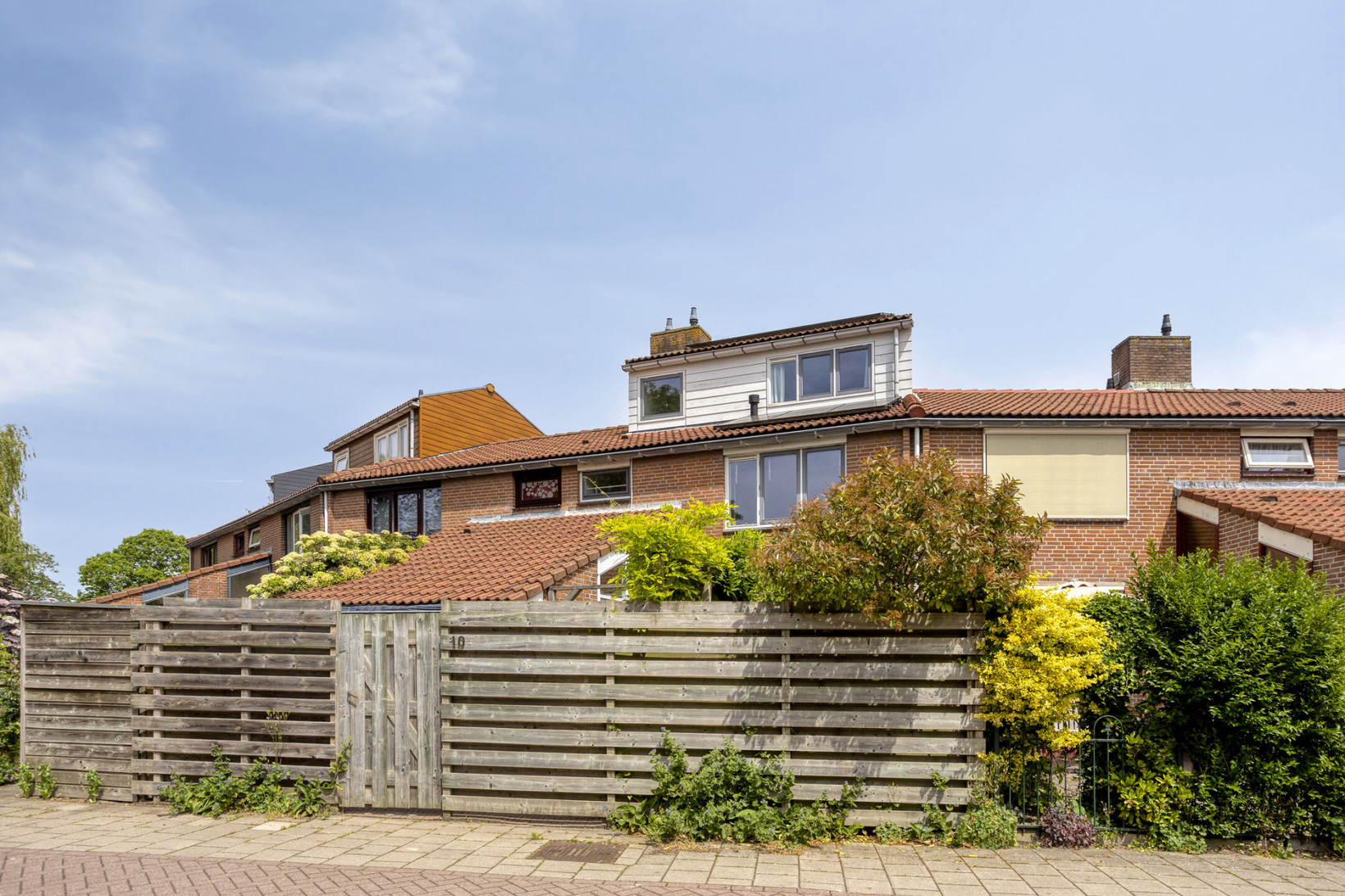 Tussenwoning te koop: Sonnenburg 10, Alkmaar