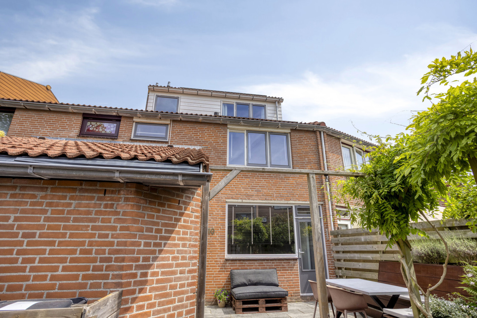 Tussenwoning te koop: Sonnenburg 10, Alkmaar