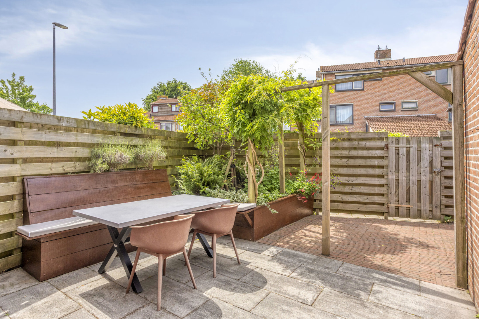 Tussenwoning te koop: Sonnenburg 10, Alkmaar