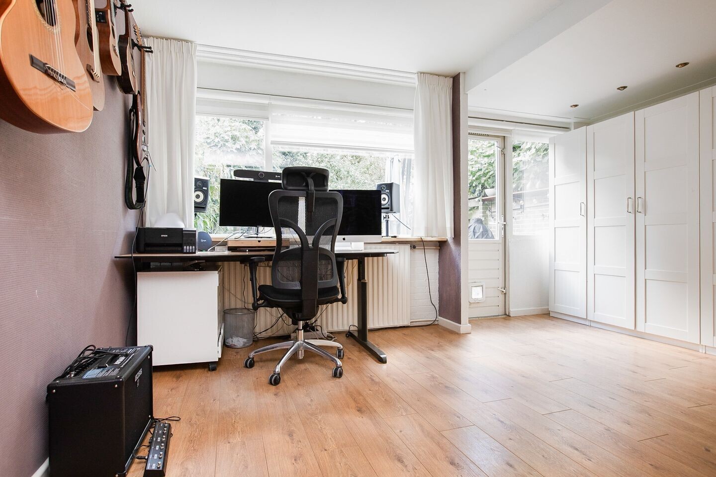 Tussenwoning te koop: Broekerwaard 60, Alkmaar