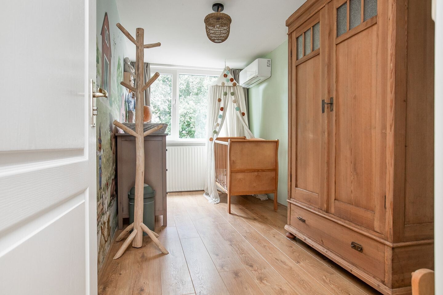 Tussenwoning te koop: Broekerwaard 60, Alkmaar