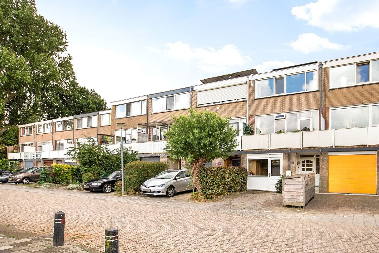 Tussenwoning te koop: Broekerwaard 60, Alkmaar