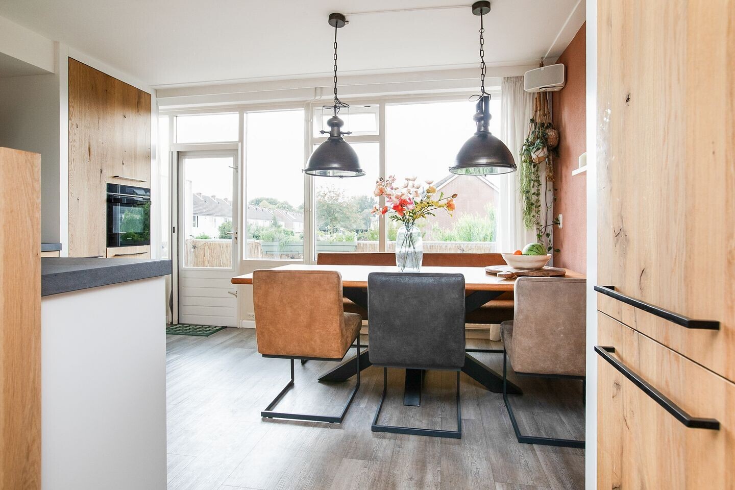 Tussenwoning te koop: Broekerwaard 60, Alkmaar