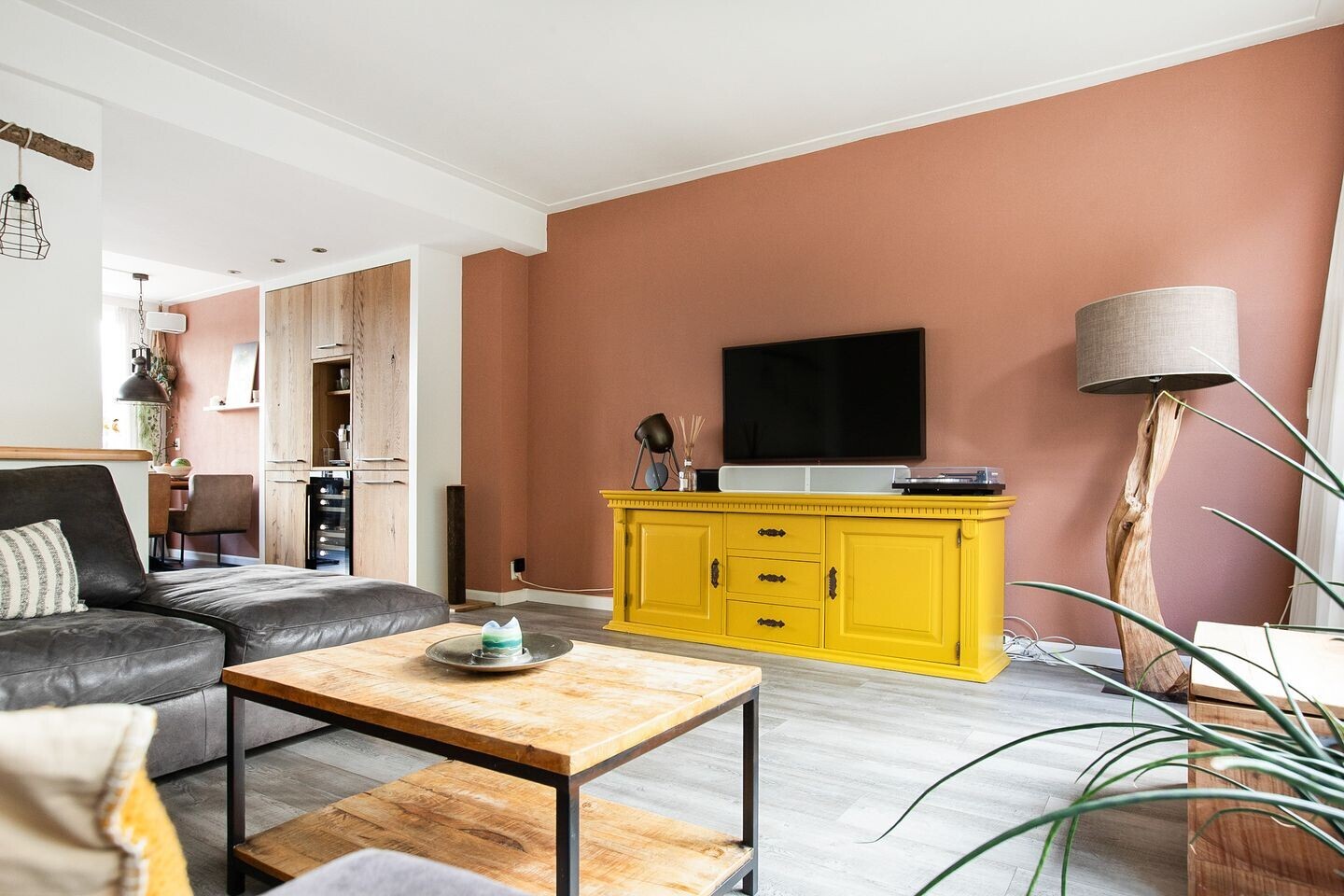 Tussenwoning te koop: Broekerwaard 60, Alkmaar