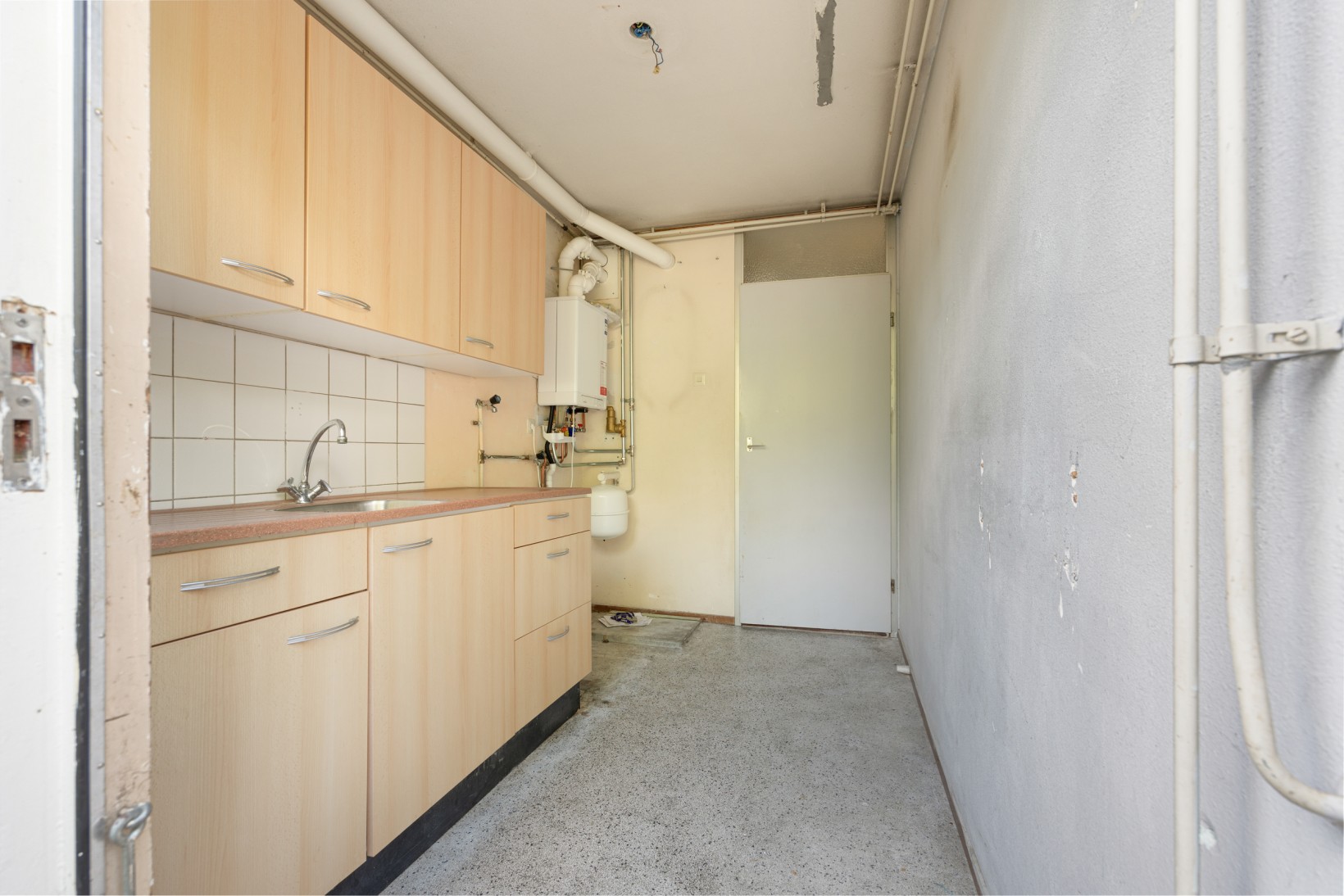 Tussenwoning te koop: Broekerwaard 146, Alkmaar