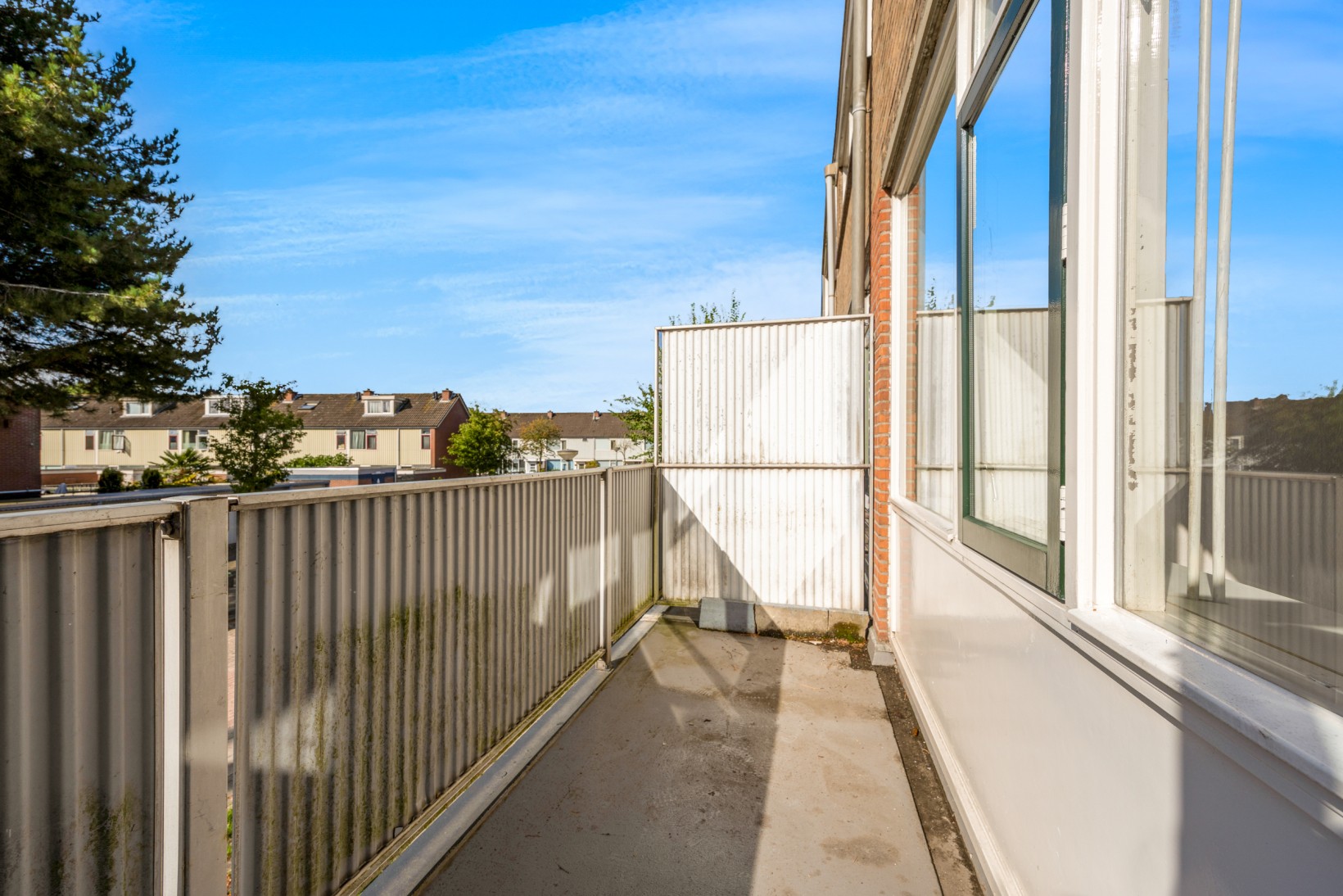 Tussenwoning te koop: Broekerwaard 146, Alkmaar