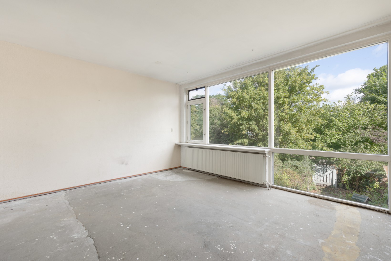 Tussenwoning te koop: Broekerwaard 146, Alkmaar
