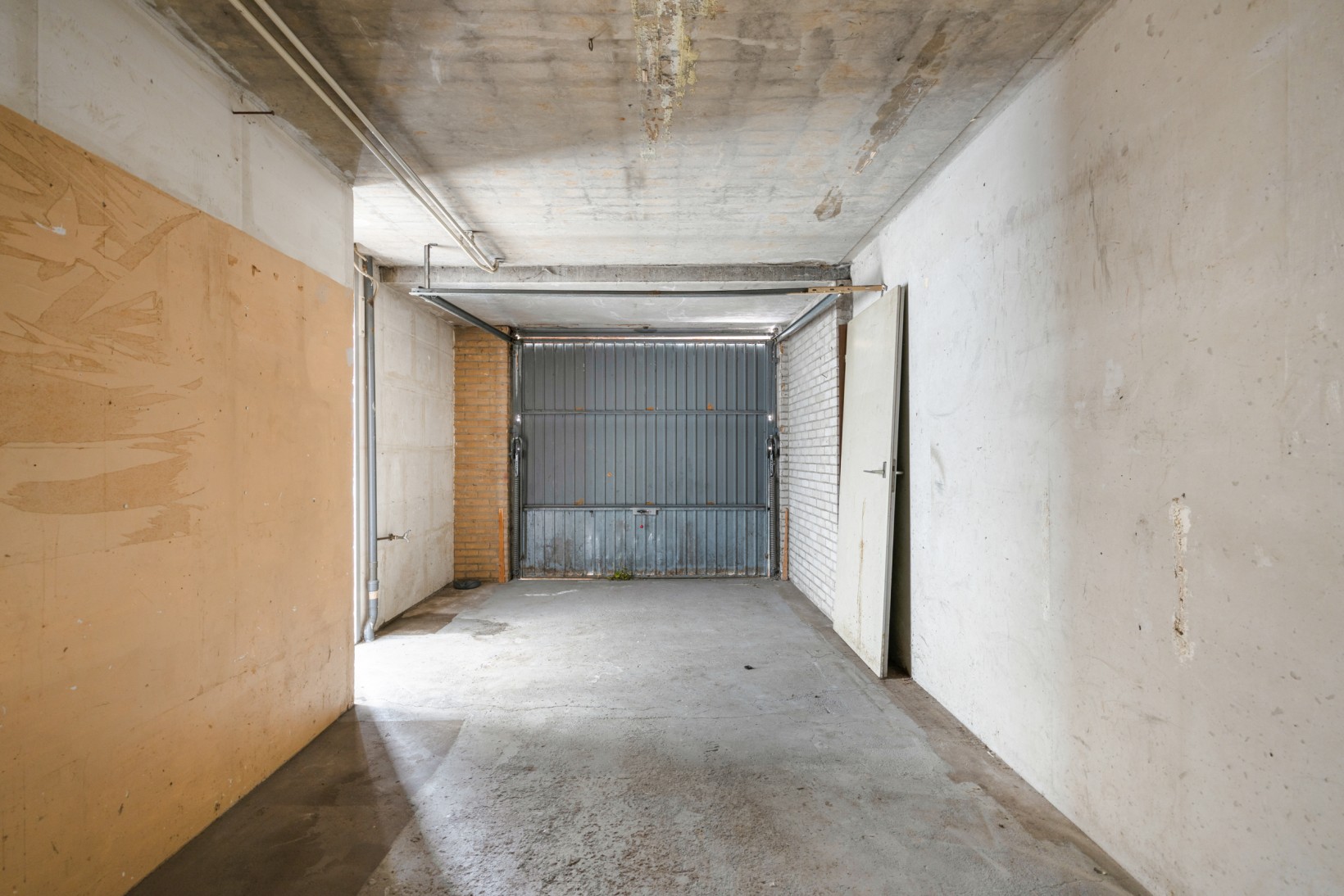 Tussenwoning te koop: Broekerwaard 146, Alkmaar