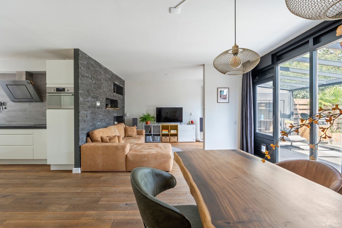 Tussenwoning te koop: Vennewaard 320, Alkmaar
