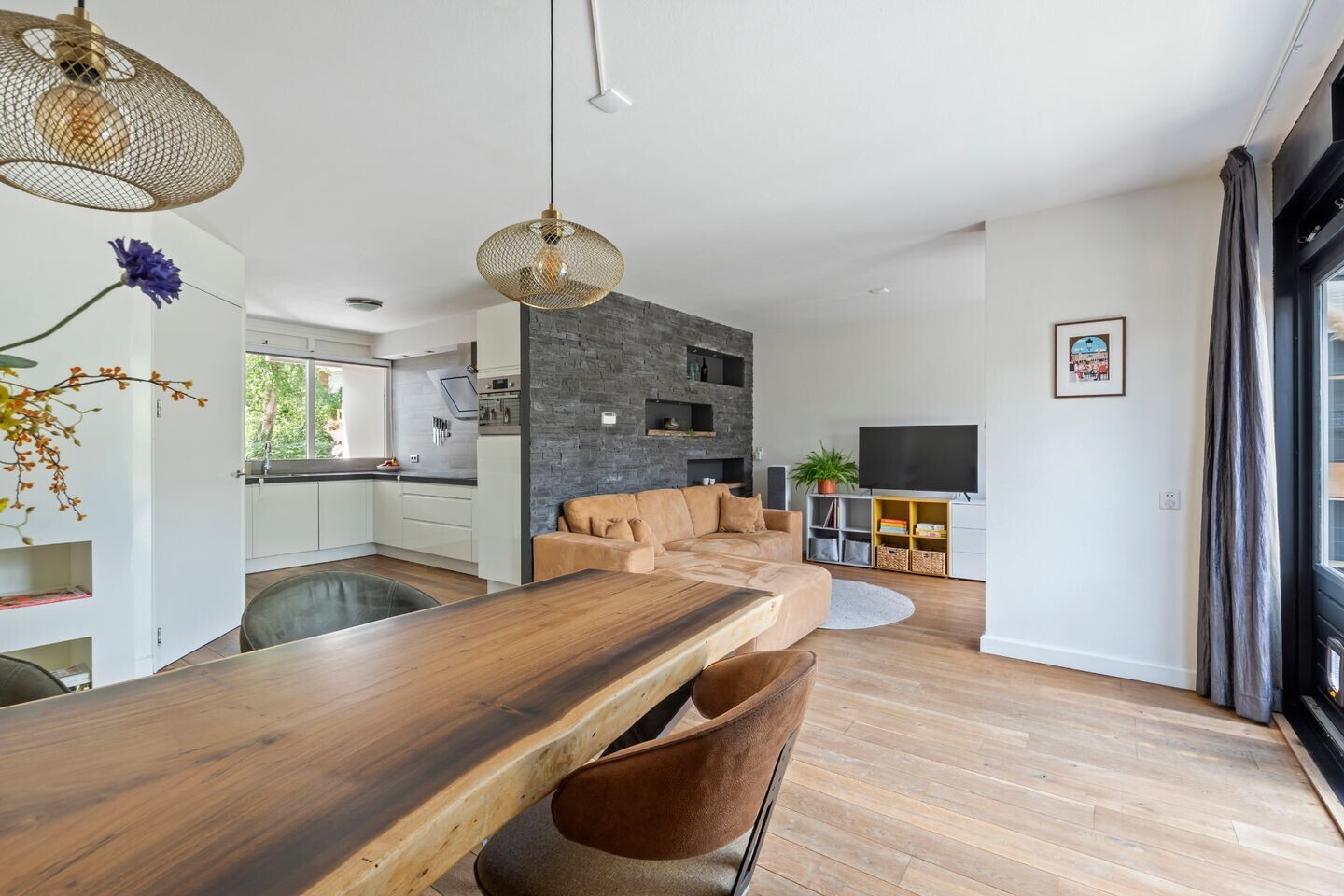 Tussenwoning te koop: Vennewaard 320, Alkmaar