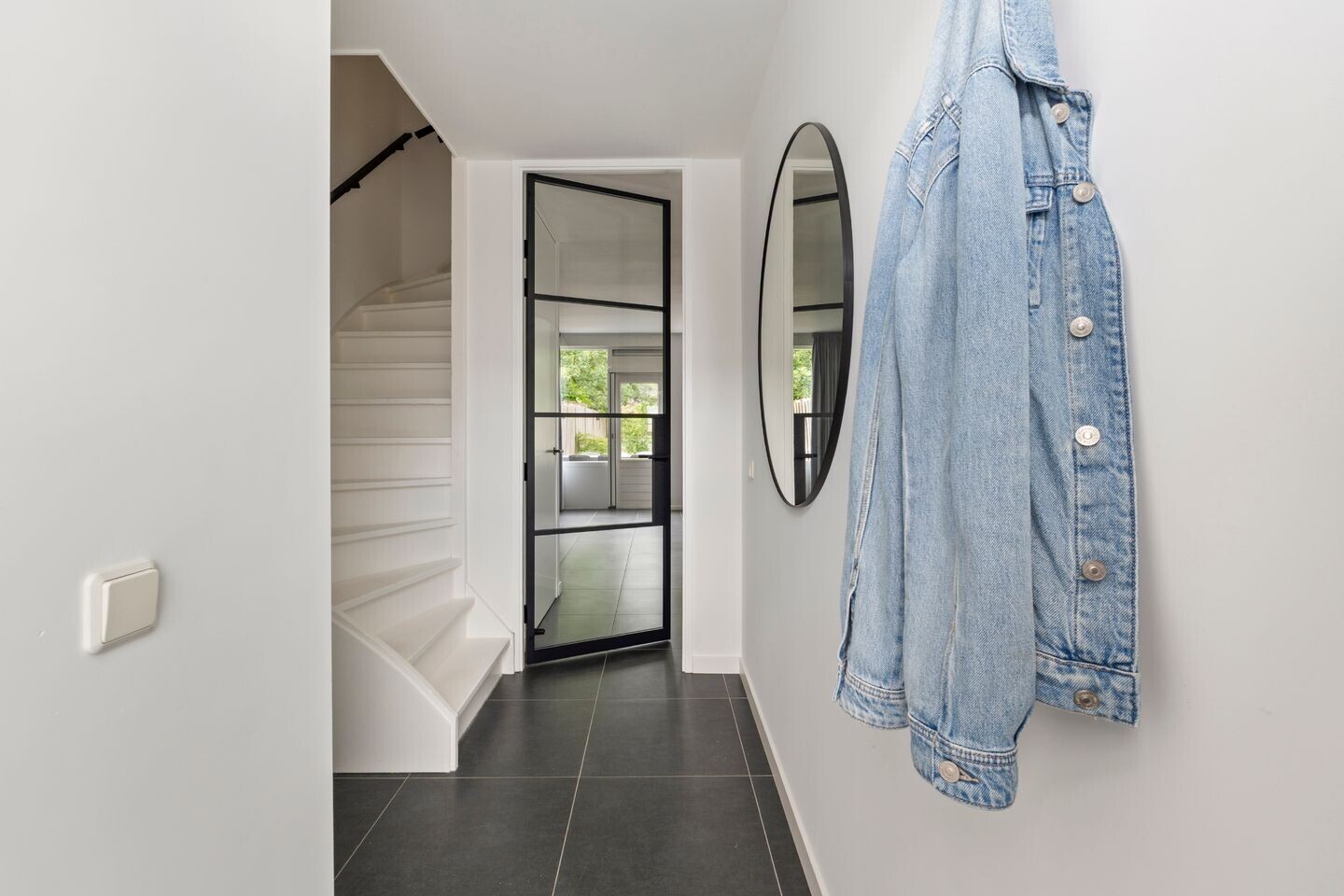 Tussenwoning te koop: Vlietwaard 150, Alkmaar