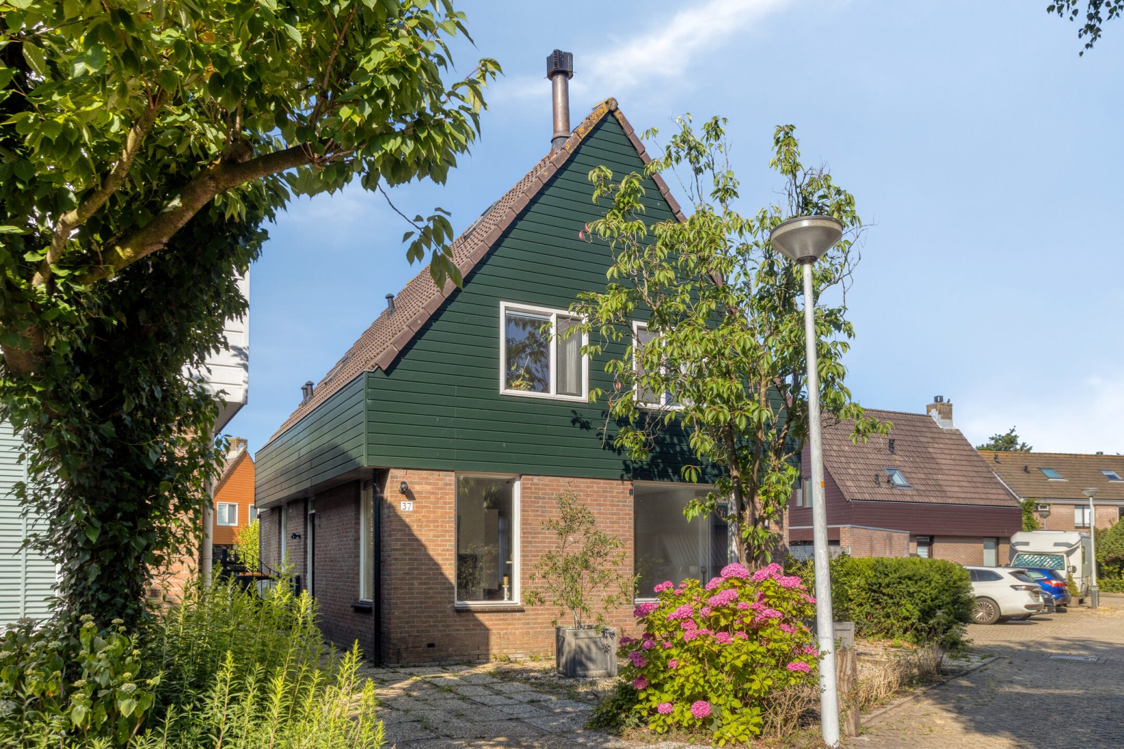 Vrijstaande woning te koop: Valkenierstraat 37, Alkmaar
