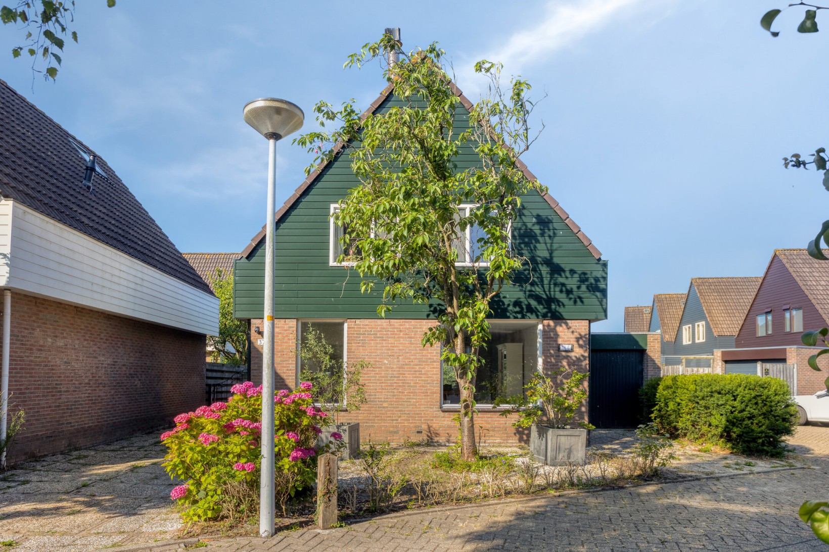 Vrijstaande woning te koop: Valkenierstraat 37, Alkmaar