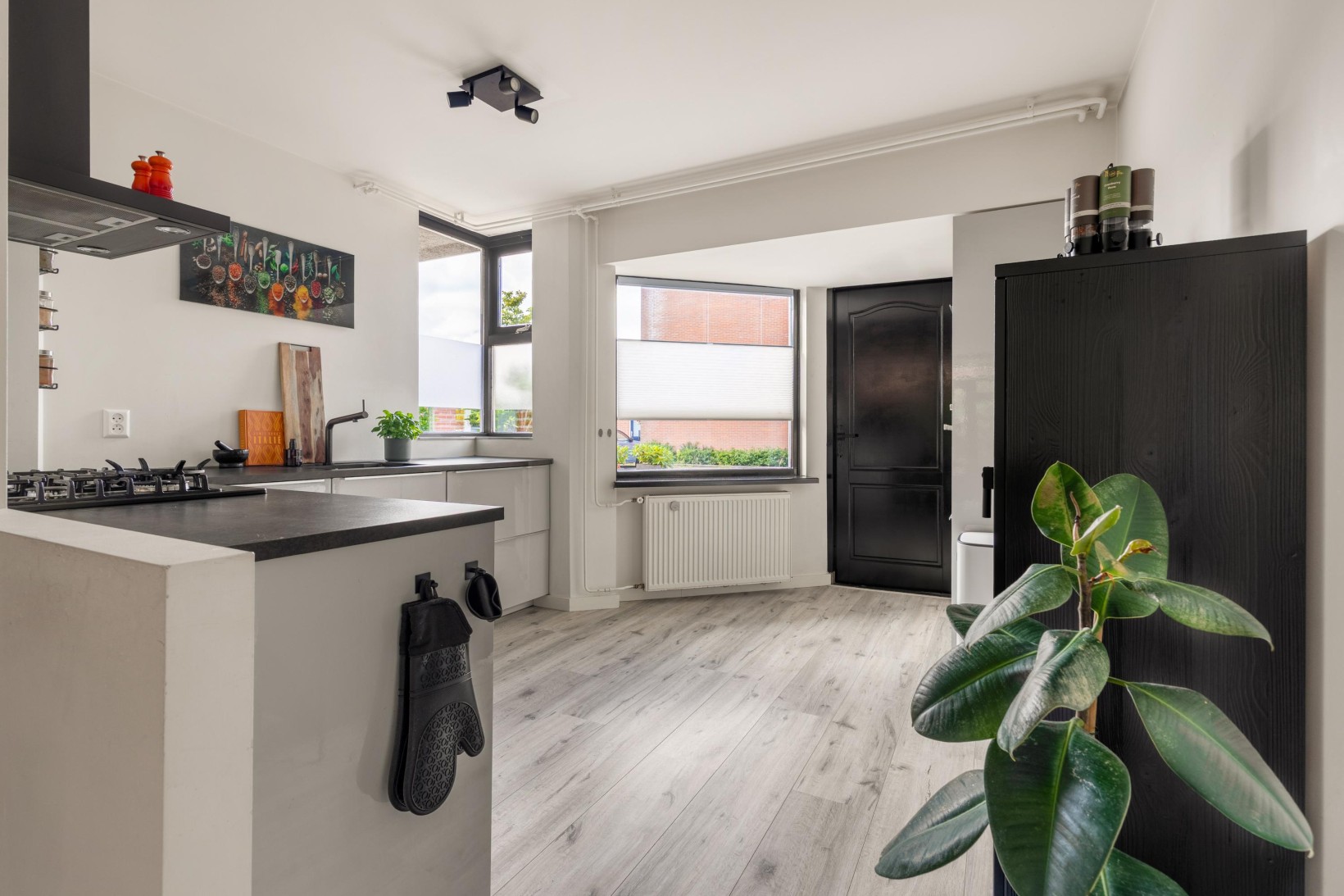 Tussenwoning te koop: Pottenbakkerstraat 3, Alkmaar