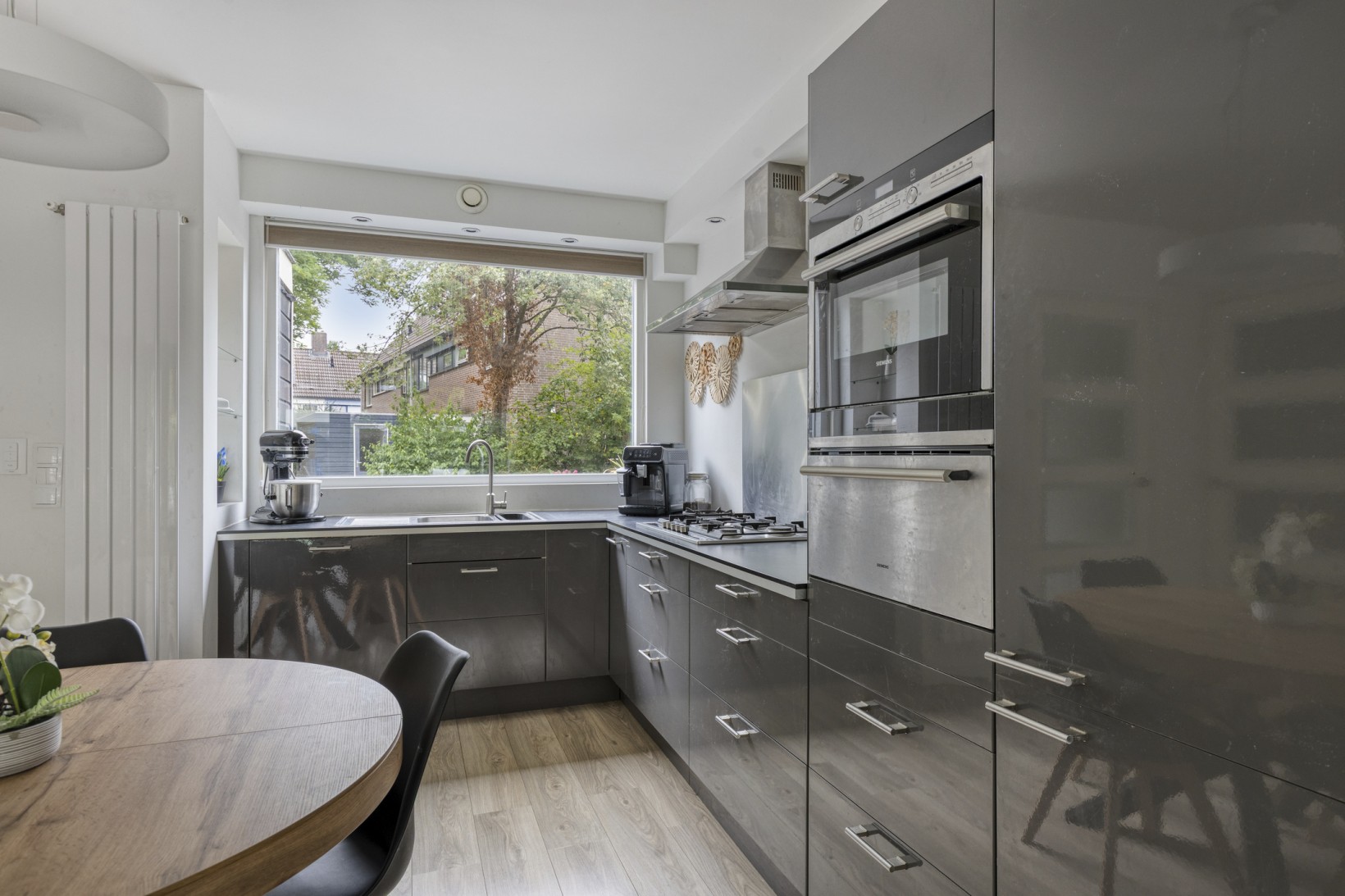 Tussenwoning te koop: Leeststraat 17, Alkmaar