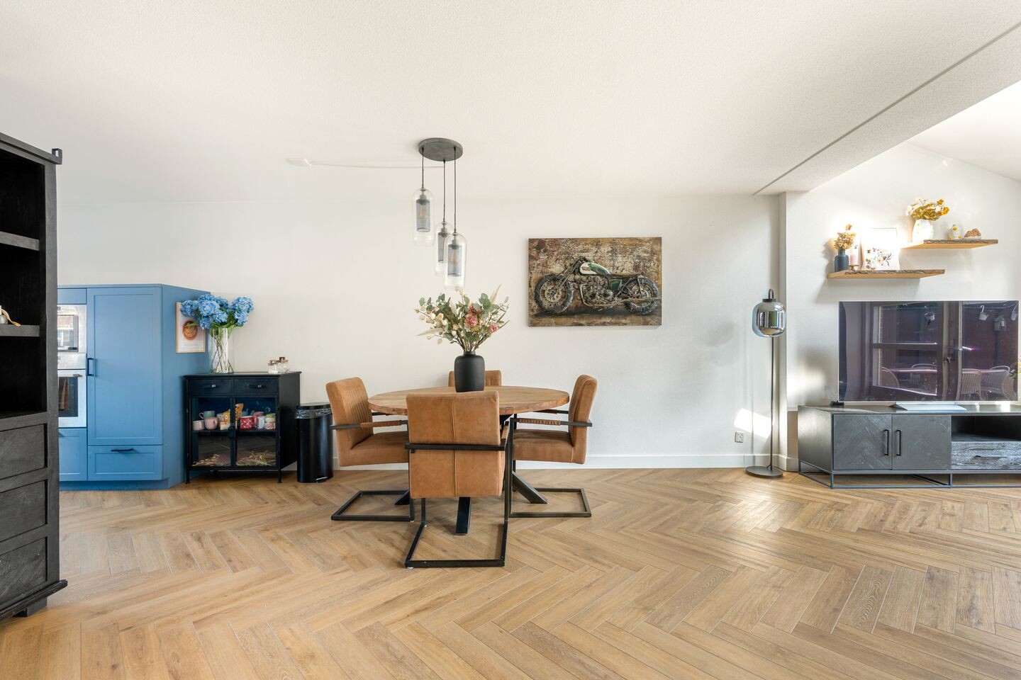 Tussenwoning te koop: Suze Groenewegstraat 14, Alkmaar