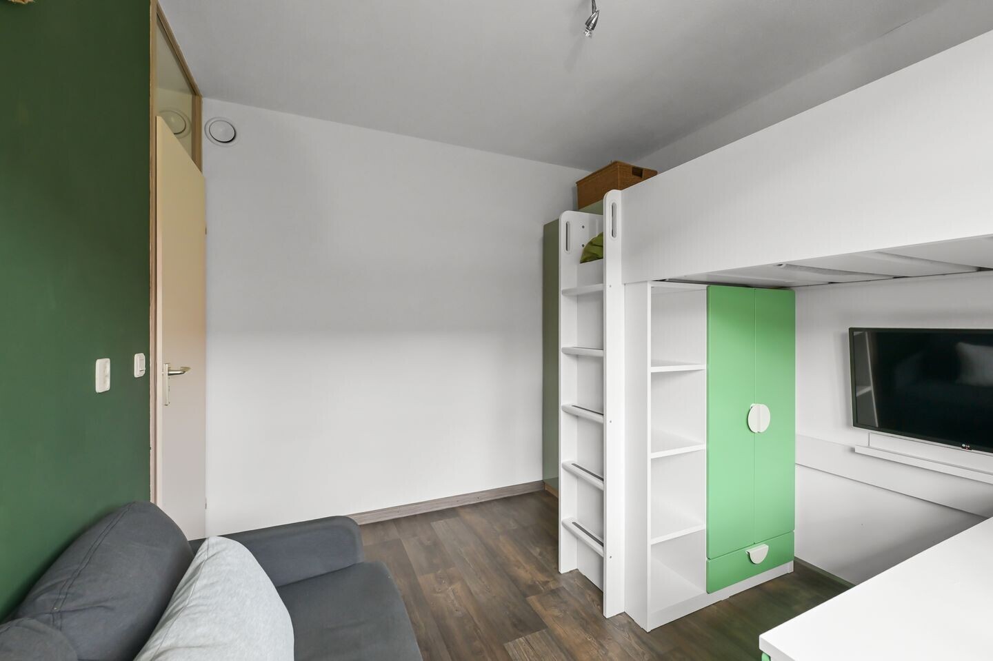 Tussenwoning te koop: Roosje Vosstraat 5, Alkmaar