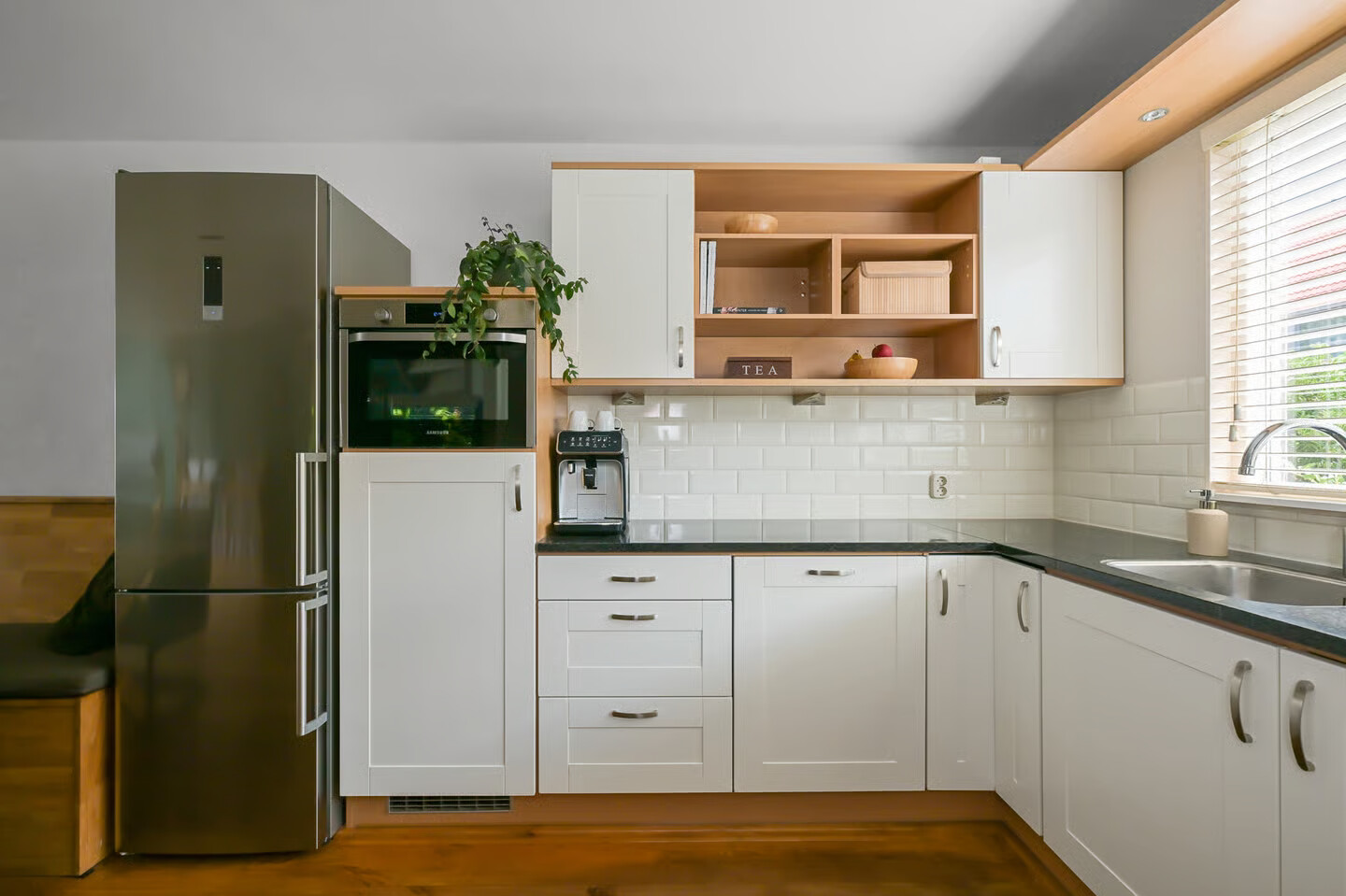 Tussenwoning te koop: Roosje Vosstraat 5, Alkmaar