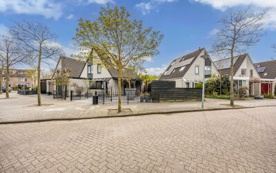 J.M.P.de Biestraat 22