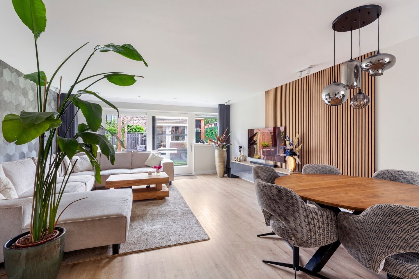 Tussenwoning te koop: G.h.hoijtinkstraat 129, Alkmaar