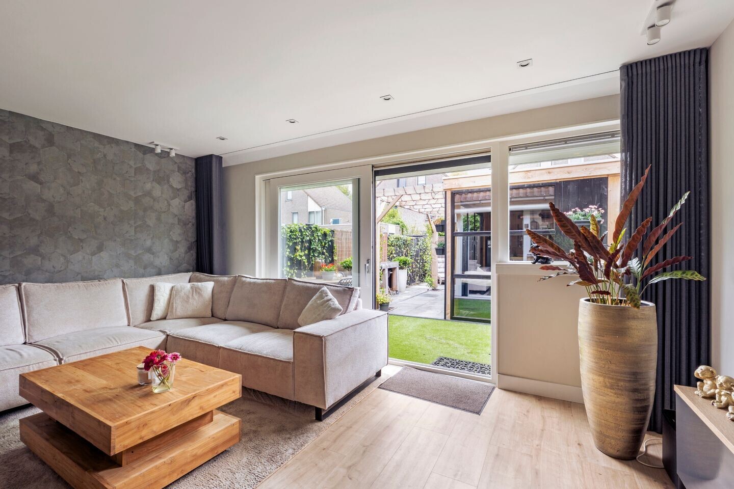 Tussenwoning te koop: G.h.hoijtinkstraat 129, Alkmaar