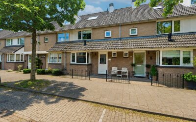 Carmenstraat 8