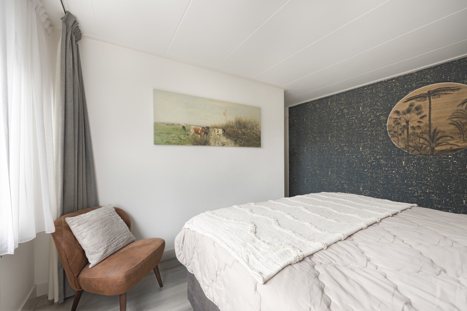Tussenwoning te koop: Essenlaan 16, Oudorp