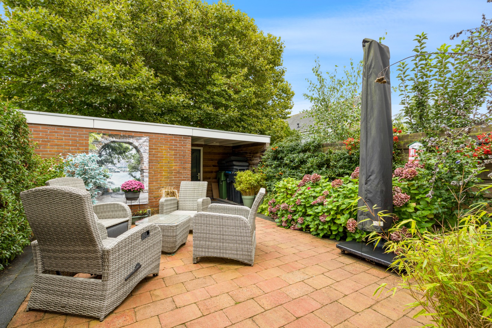 Tussenwoning te koop: Essenlaan 16, Oudorp
