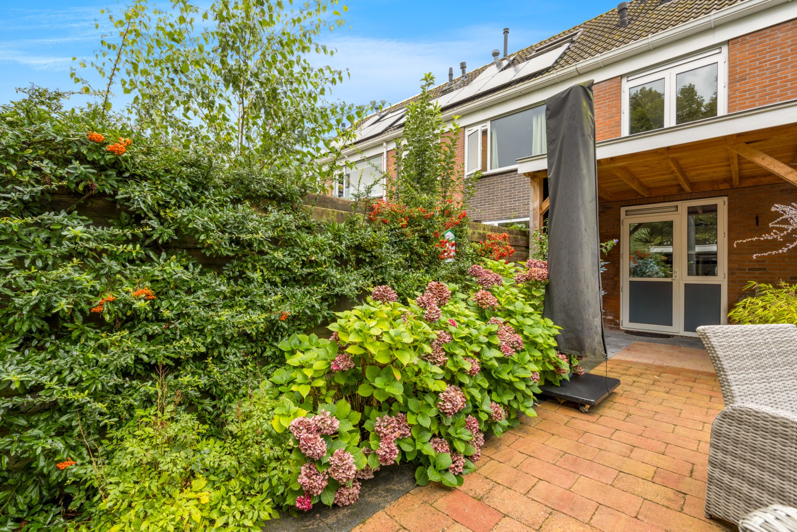 Tussenwoning te koop: Essenlaan 16, Oudorp