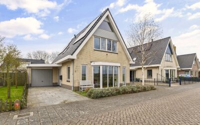 De Bregjesakker 8