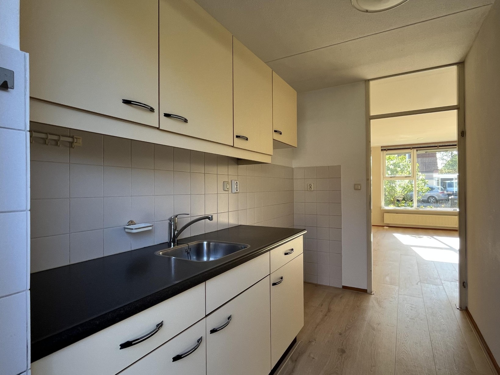 Tussenwoning te koop: Morgen 27, Stompetoren