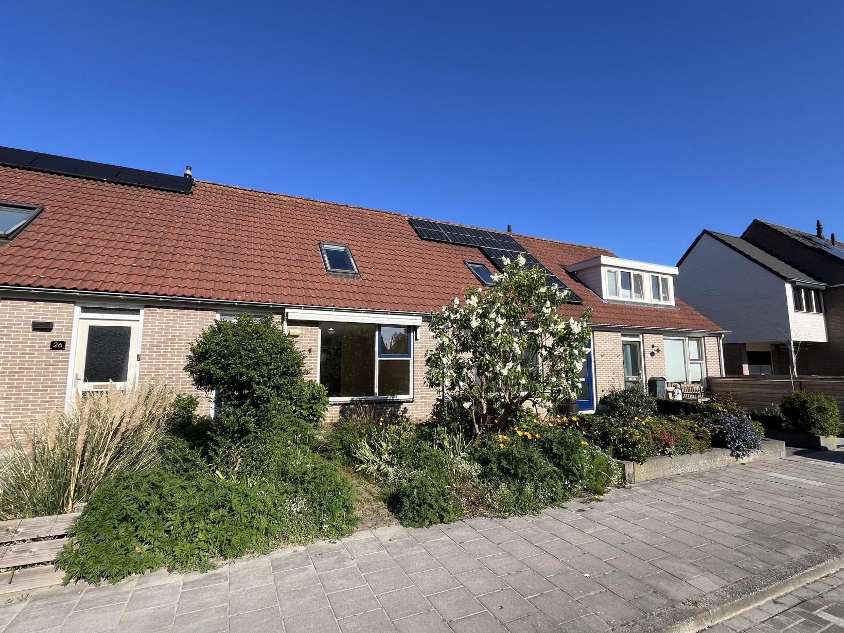 Tussenwoning te koop: Morgen 27, Stompetoren