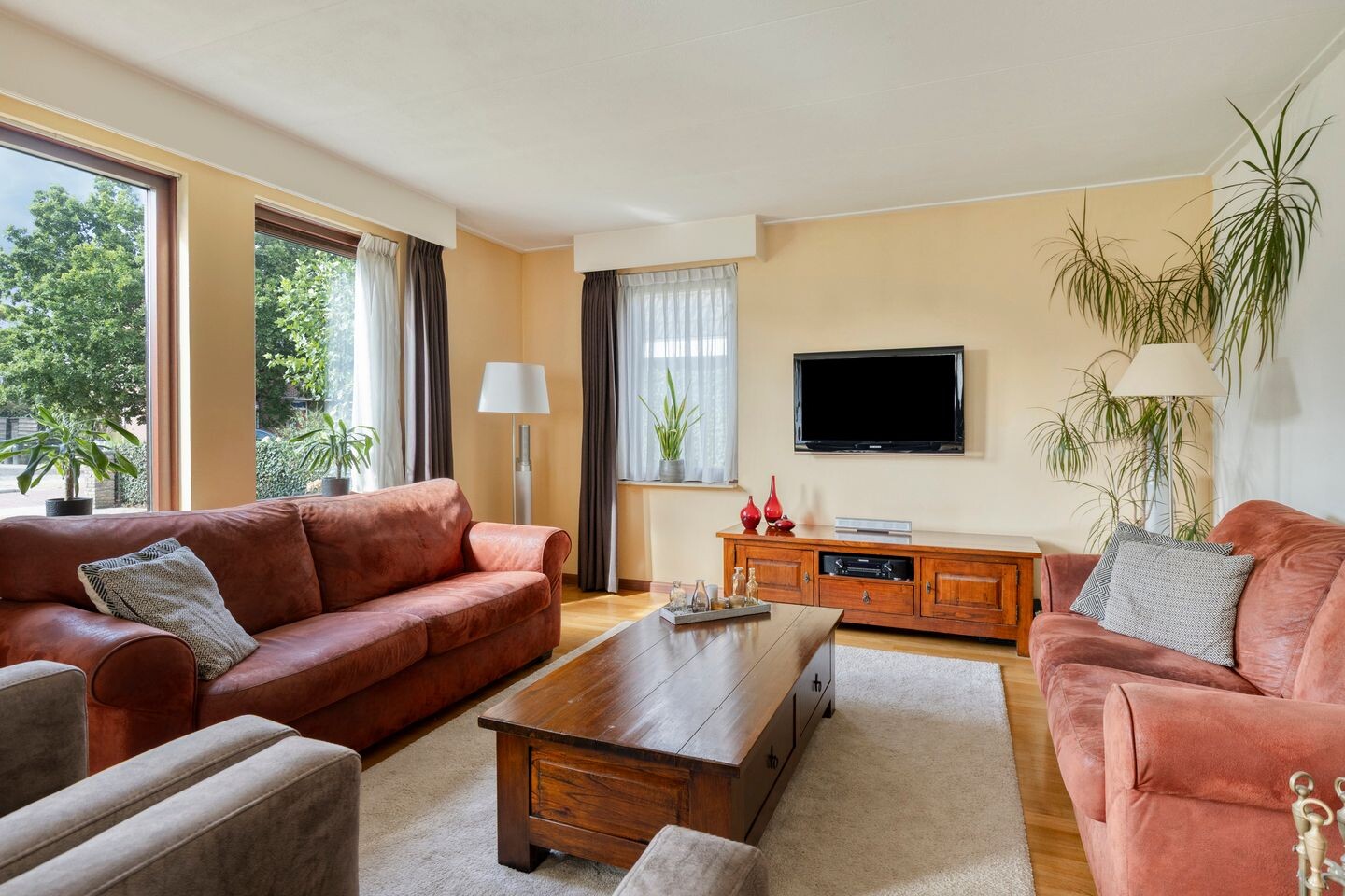 Vrijstaande woning te koop: Hornstraat 18, Oterleek